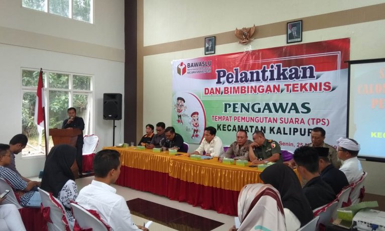 Bawaslu Banyuwangi Resmi Lantik 5210 Pengawas TPS Serentak Di 25 Kecamatan Se-Kabupaten Banyuwangi