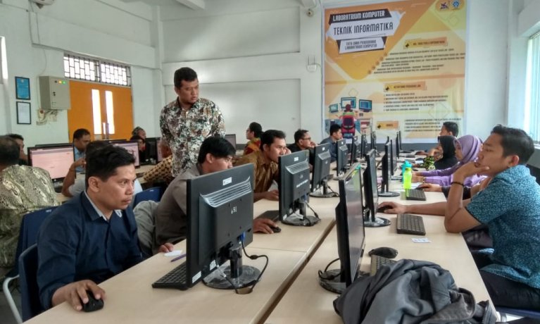 Hari ini, 432 Calon Panwascam Se Banyuwangi ikut Tes Tulis Online