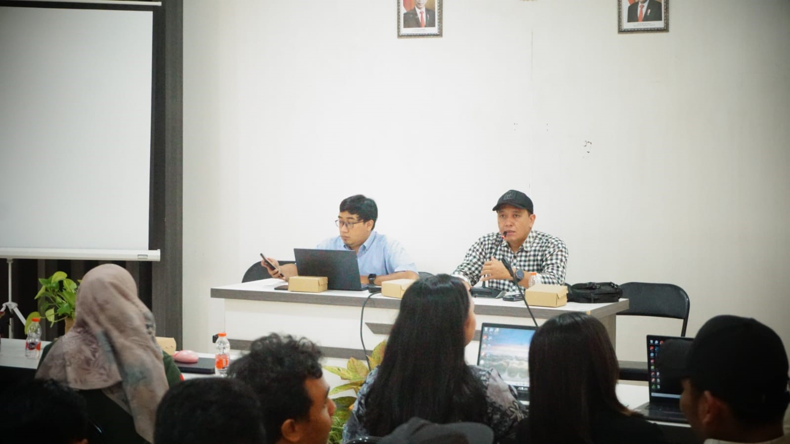 Koordinator Divisi Pencegahan, Parmas dan Humas Bawaslu Kabupaten Banyuwangi, Khomisa Kurnia Indra