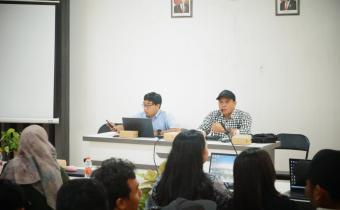 Koordinator Divisi Pencegahan, Parmas dan Humas Bawaslu Kabupaten Banyuwangi, Khomisa Kurnia Indra